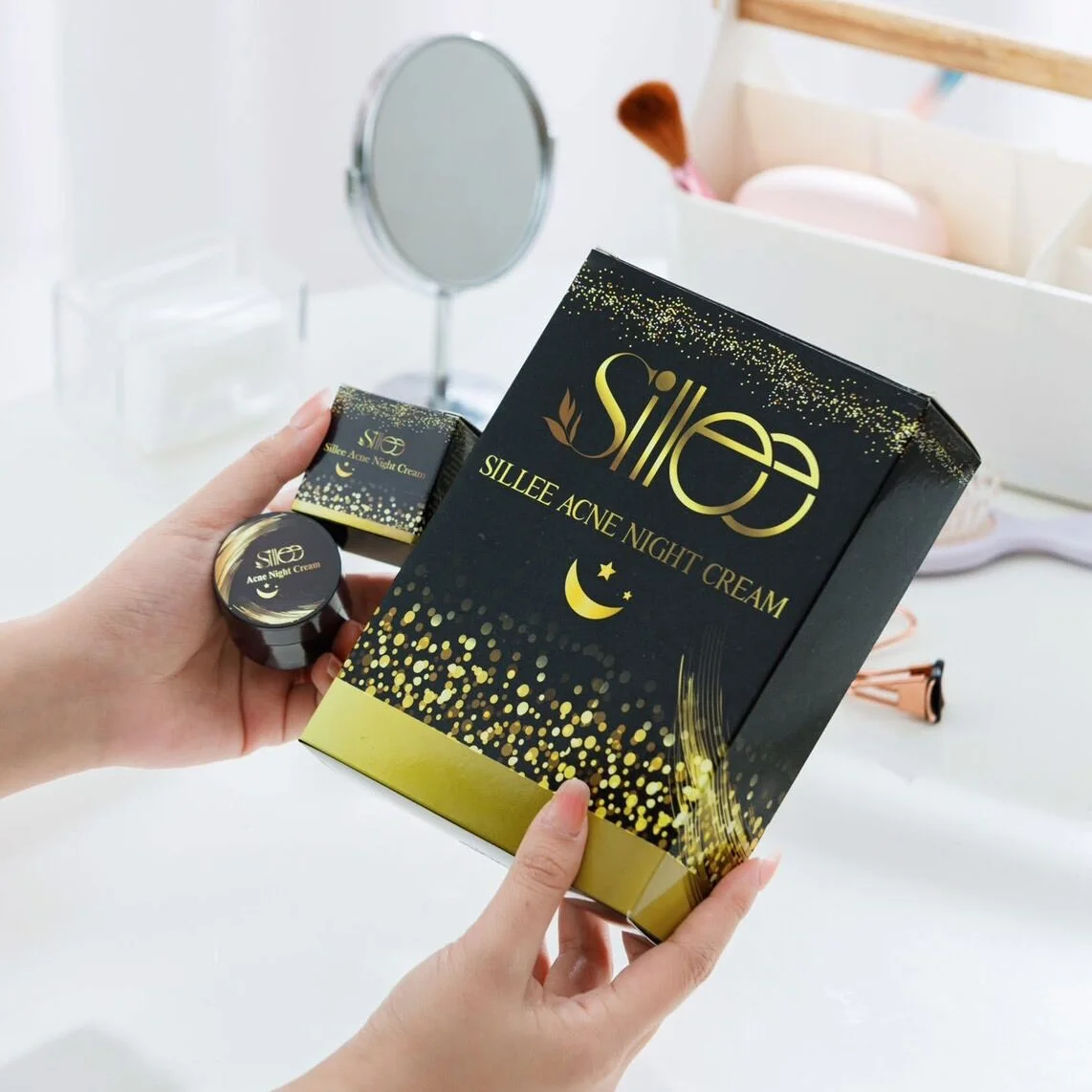 ចំណុះធំ ACNE NIGHT CREAM SILLEE